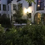 The Herring\'S Residence - Stylish Private Cottage With Breakfast In Historic Center - Adults-Only